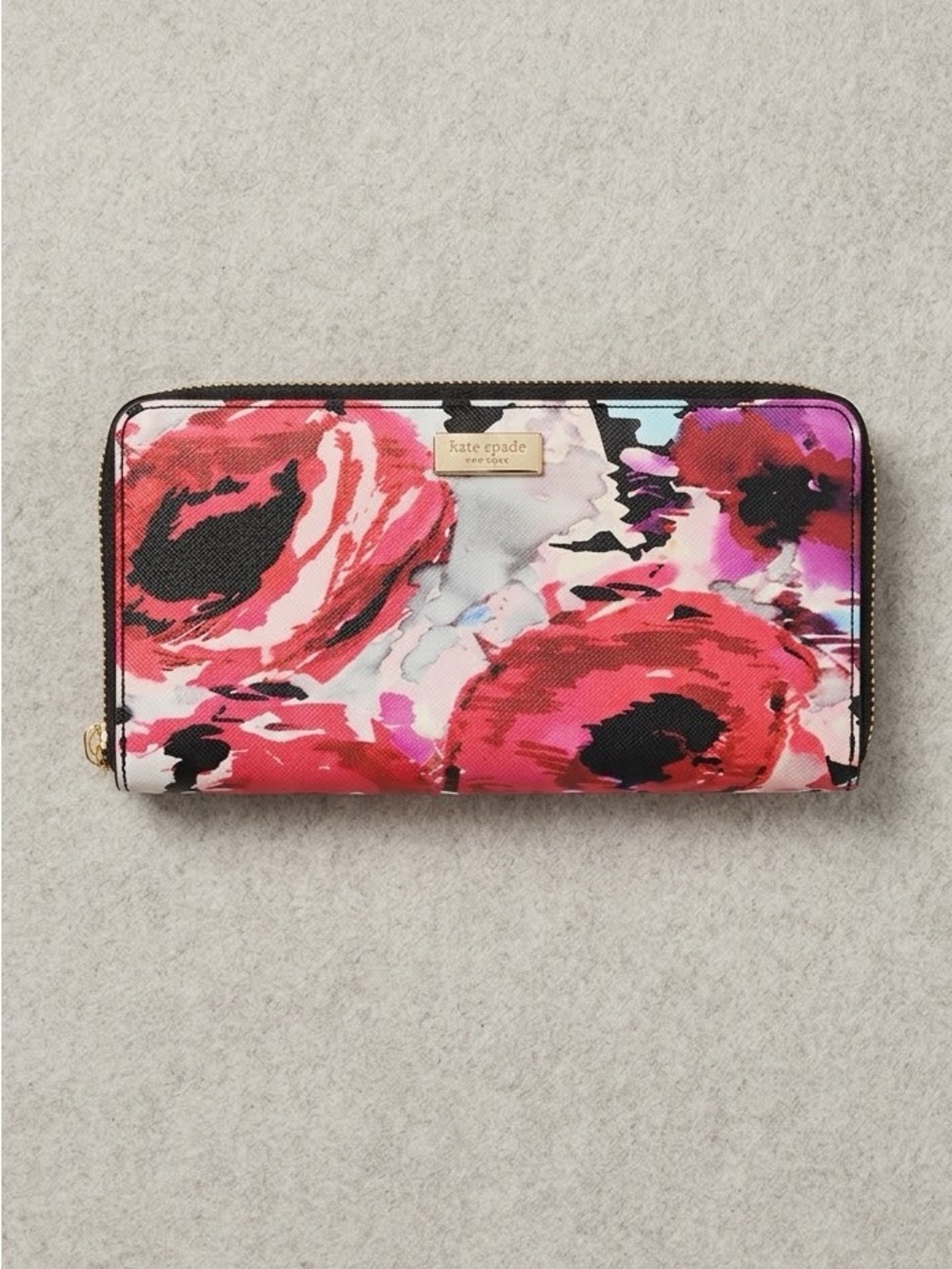Kate Spade Laurel Way Blurry Floral Wallet EUC